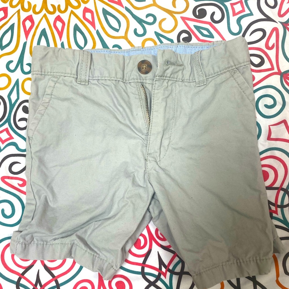 Boys Carter shorts 4T